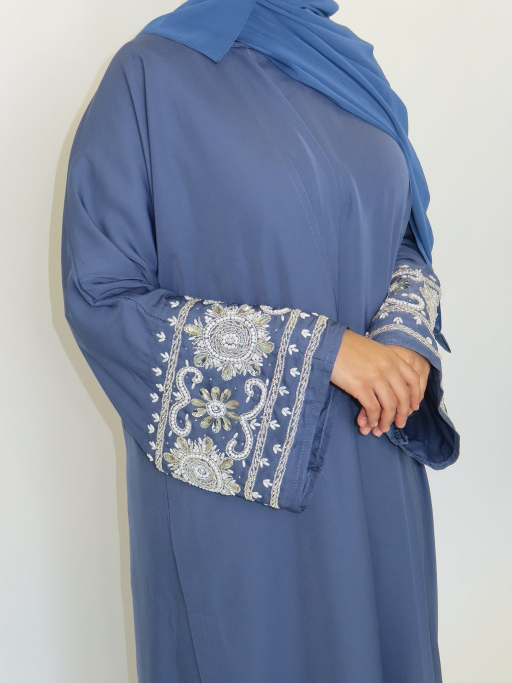 BLUE EMBELLISHED OPEN ABAYA SET
